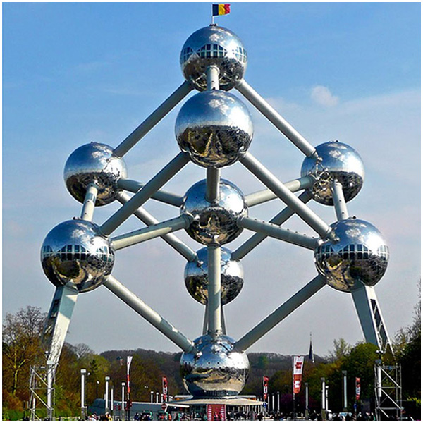 Атомиум — символ Брюсселя