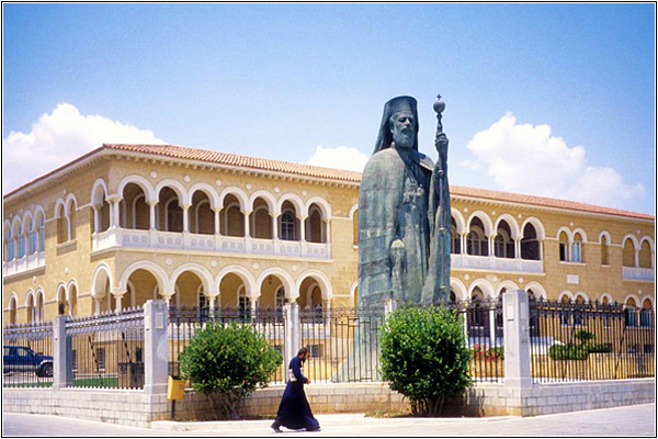 Отдых на Кипре: Дворец архиепископа