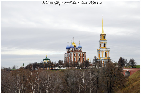 Вид на Кремль с набережной в Рязани