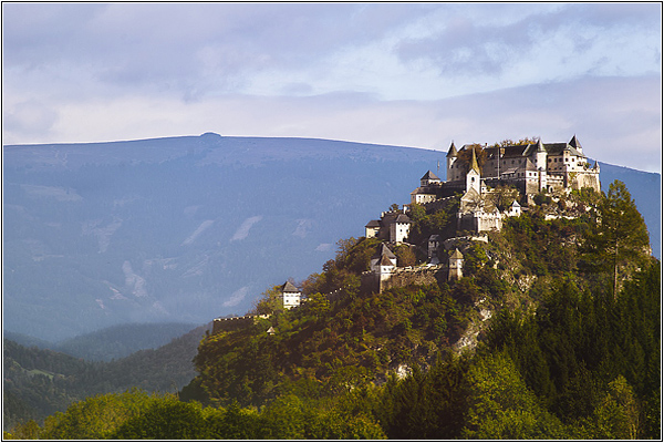Средневековые замки Австрии
