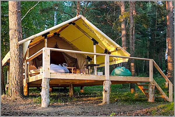 Типы глэмпинга: сафари-тент