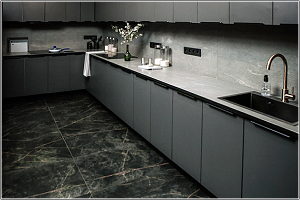 Кухня в капсульном отеле 17/3