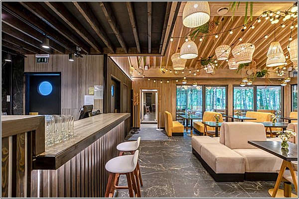 Плавное течение — ресторан