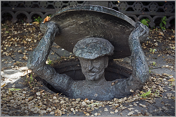 Памятники сантехникам и водопроводчикам: Юмор в Стокгольме (Швеция)