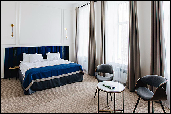 Номер DELUXE в CONTINENT HOTEL