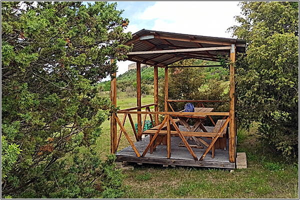 Беседки в можжевеловой роще